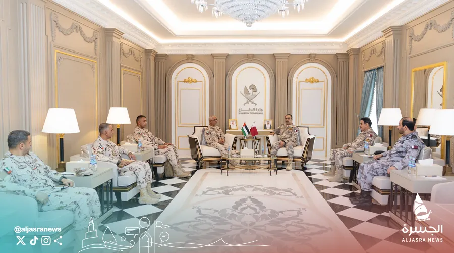 اجتماع قطري إماراتي لتعزيز التعاون العسكري