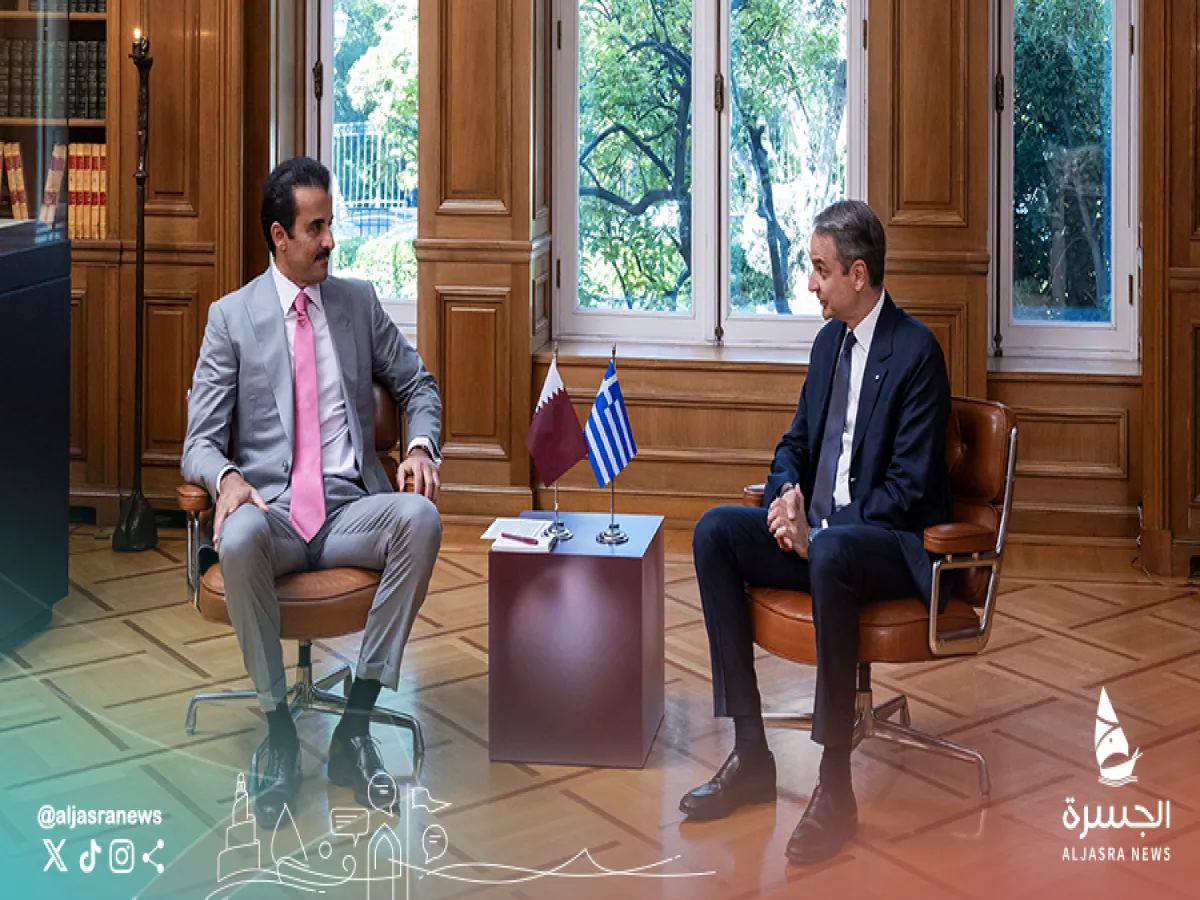 الأمير يبحث تعزيز التعاون الاستراتيجي مع اليونان