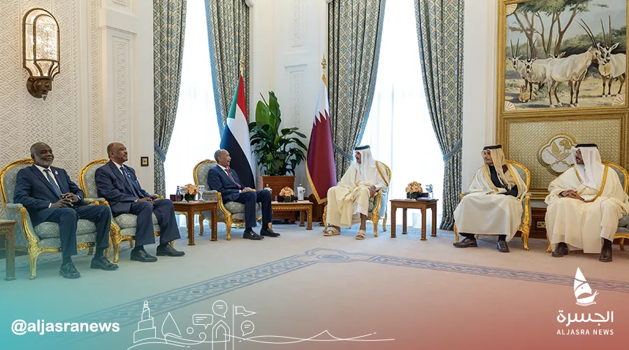 سمو الأمير يبحث مع البرهان المستجدات الإقليمية